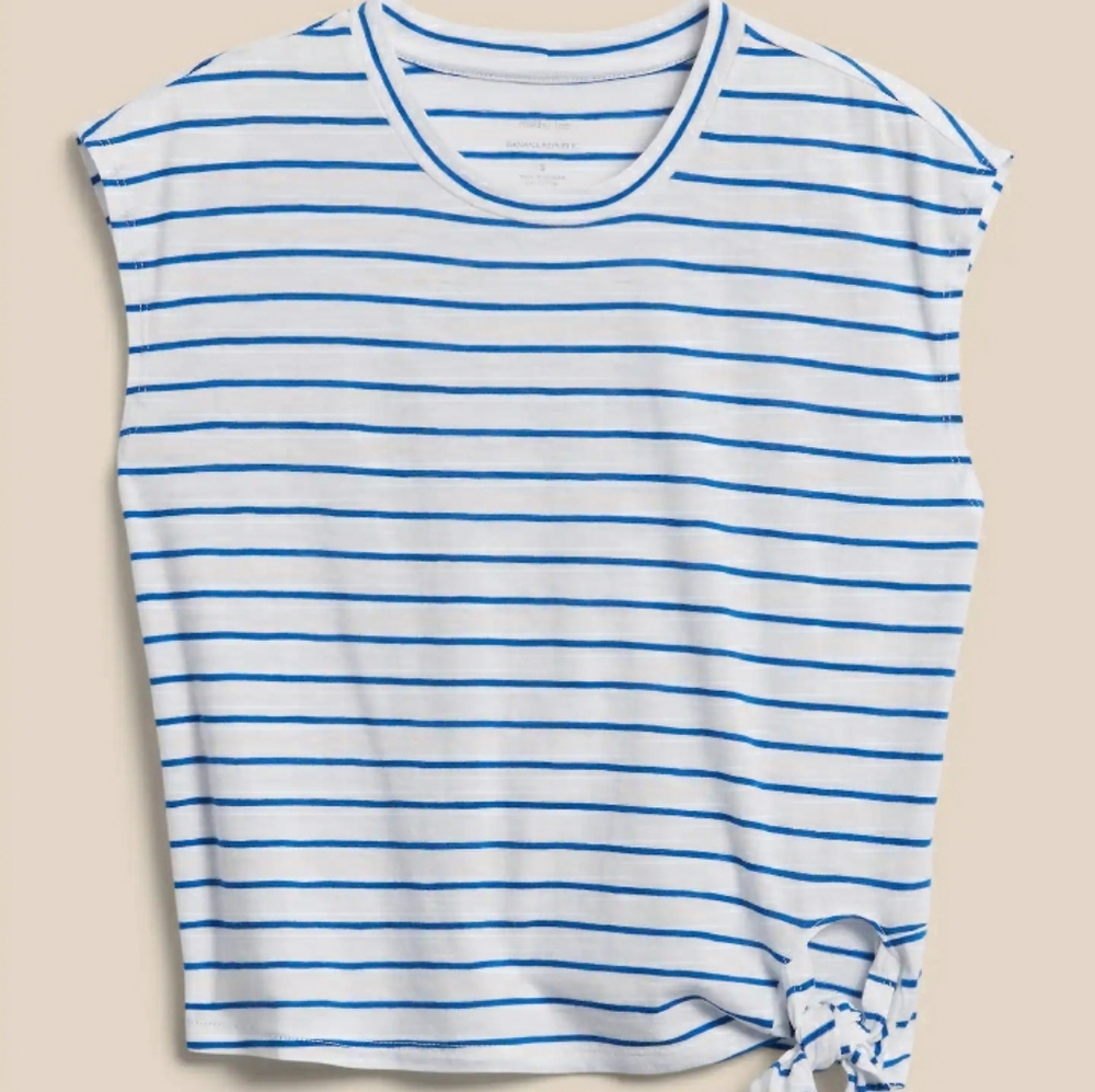 Banana Republic: White cotton tank